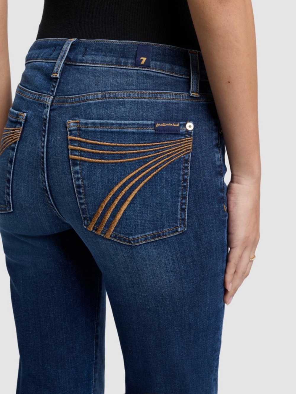 7 For All Mankind Women's Dojo Tailorless jeans. Size 26